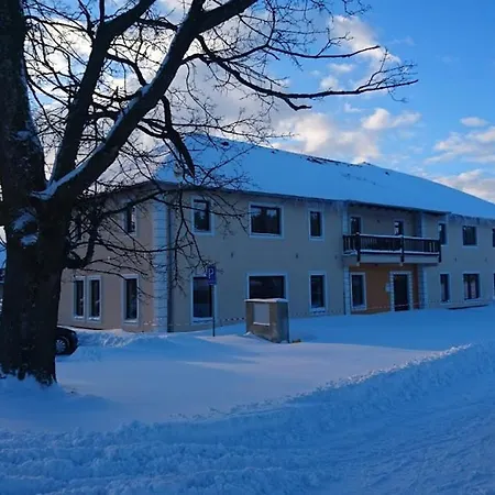 Bison Ranch Gasthof Roznov